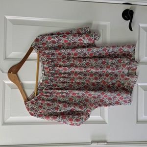 Floral Blouse Size M